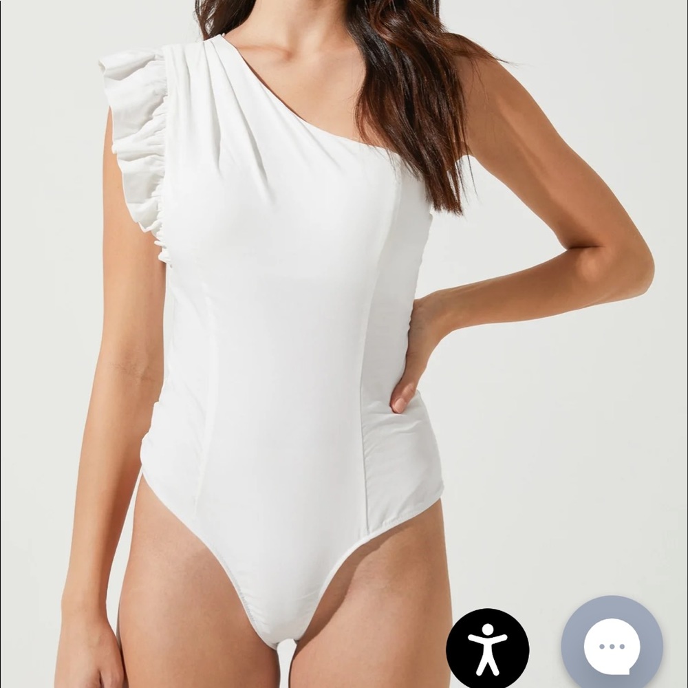 Astr the label one shoulder cream ruffle body suit